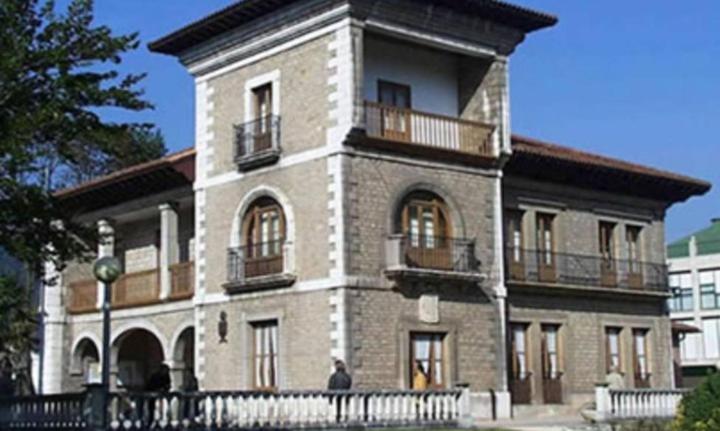 Apartamento Estelas De Cantabria Corrales De Buelna Exterior foto